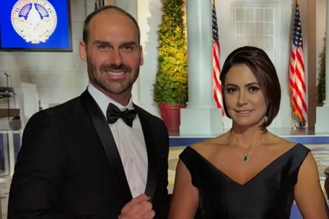 Eduardo Bolsonaro explica porque ficou fora da cerimônia de posse de Trump